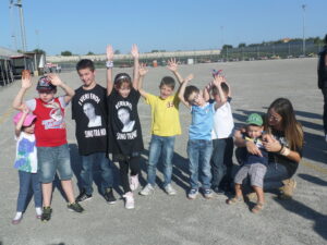 Mani in alto: gli eroi sono tra noi...